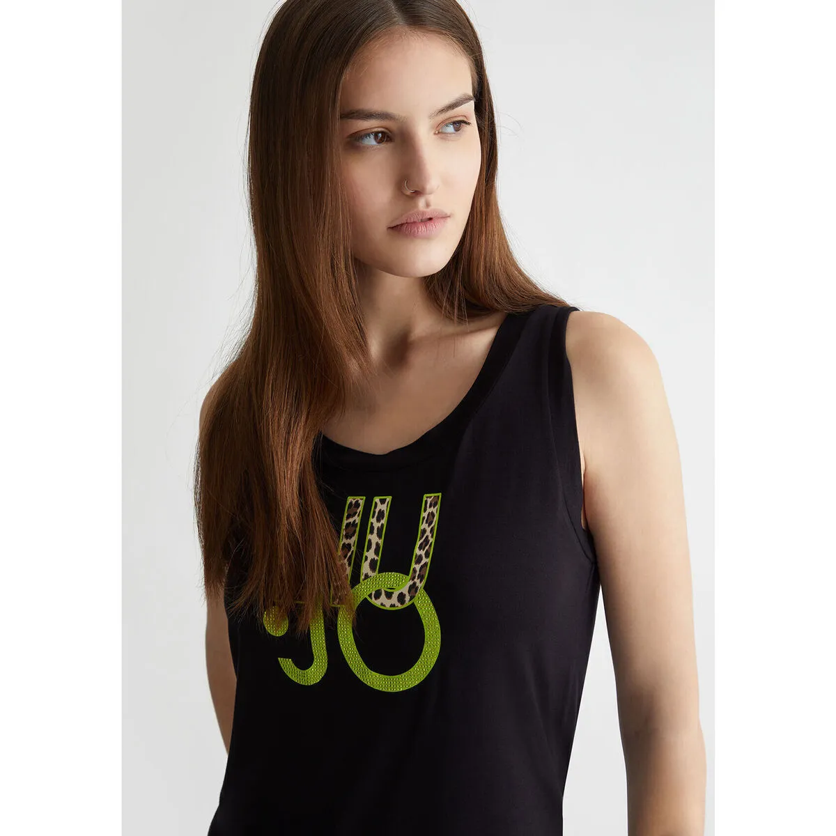 Top con logotipo con estampado animal y strass