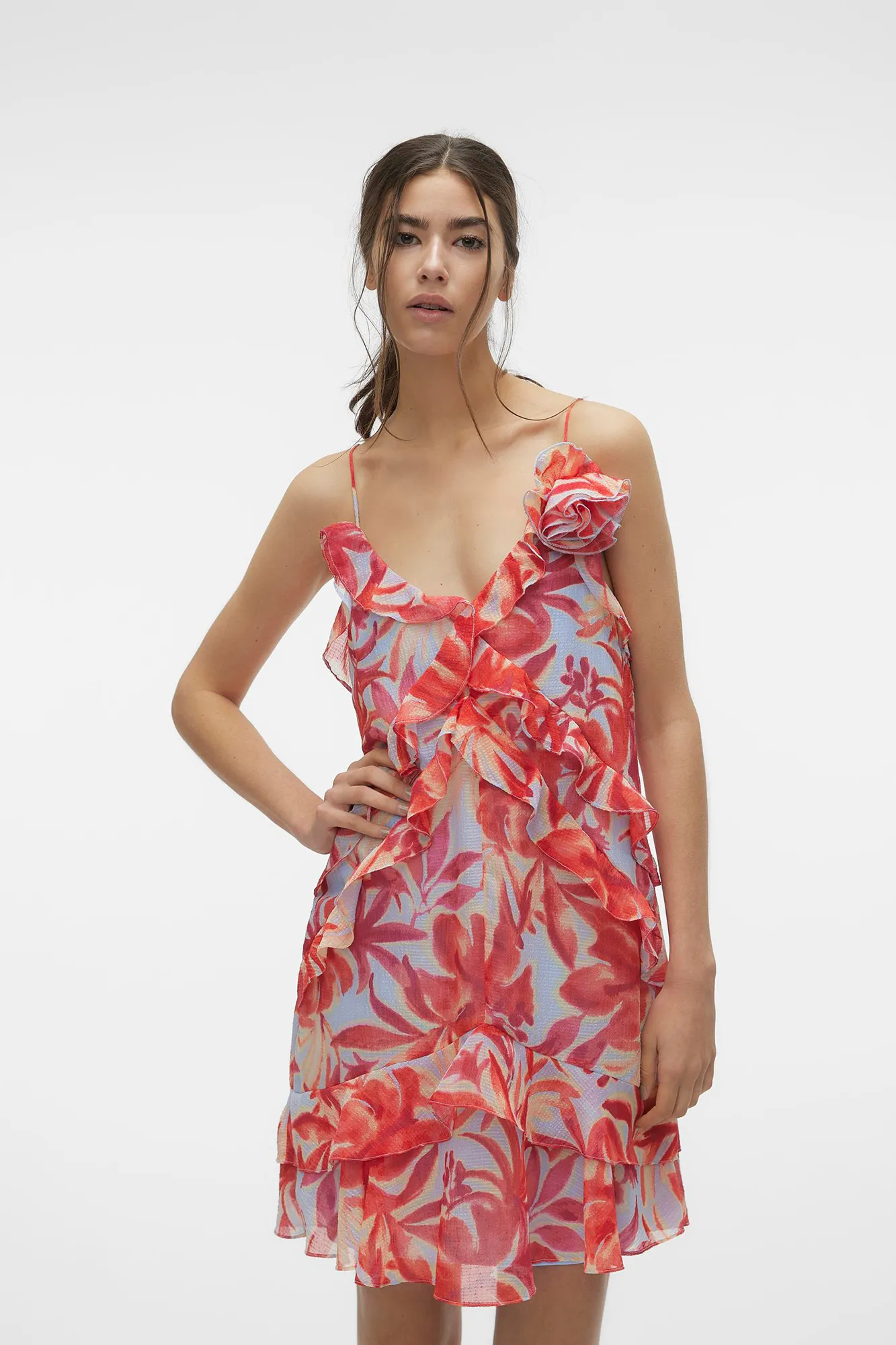 Vero Moda Vestido corto de volantes