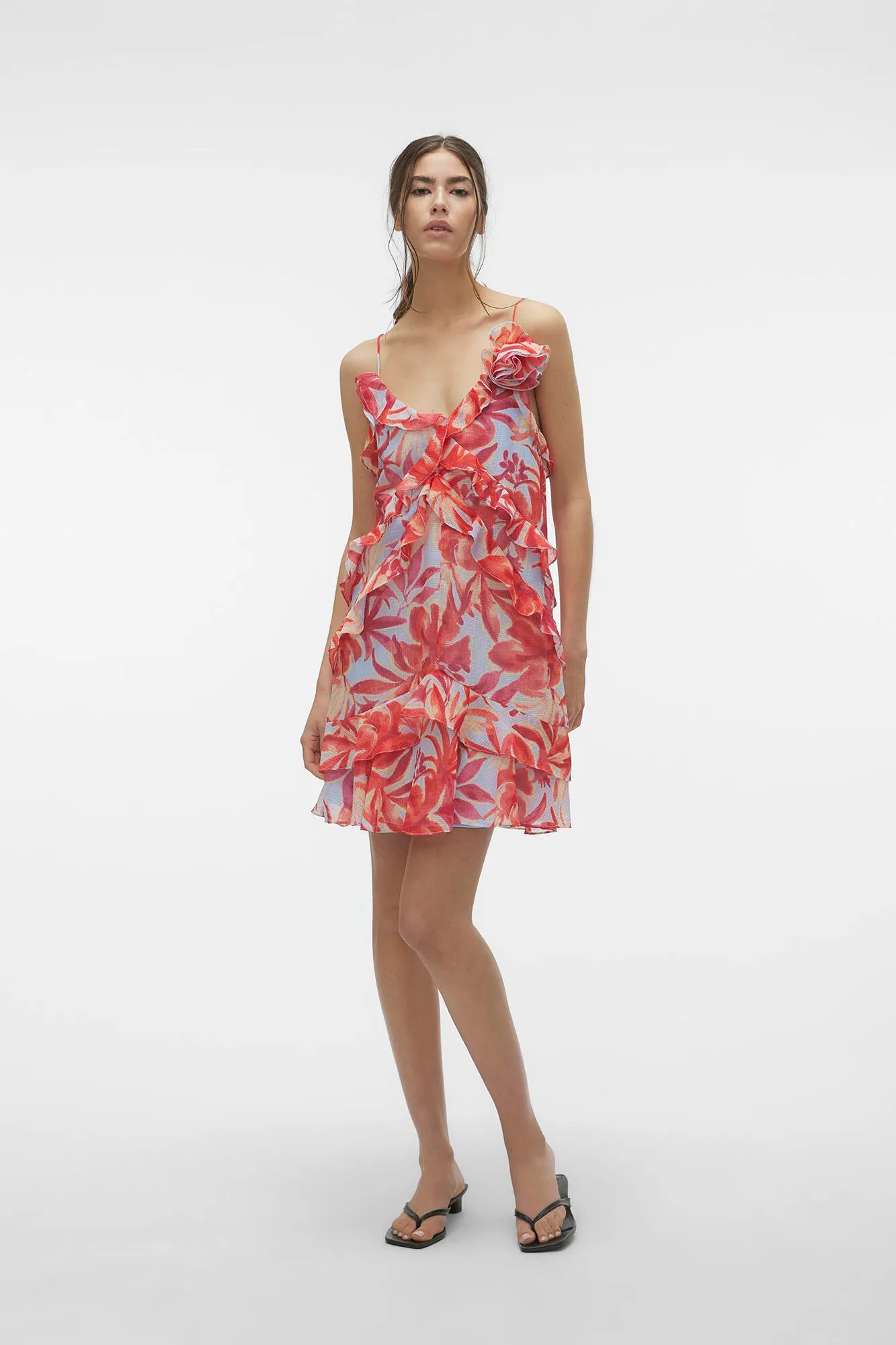 Vero Moda Vestido corto de volantes