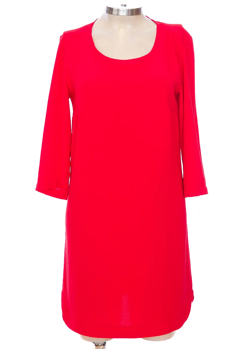 VESTIDO / ENTERIZO COLOR ROJO  CLOSEANDO