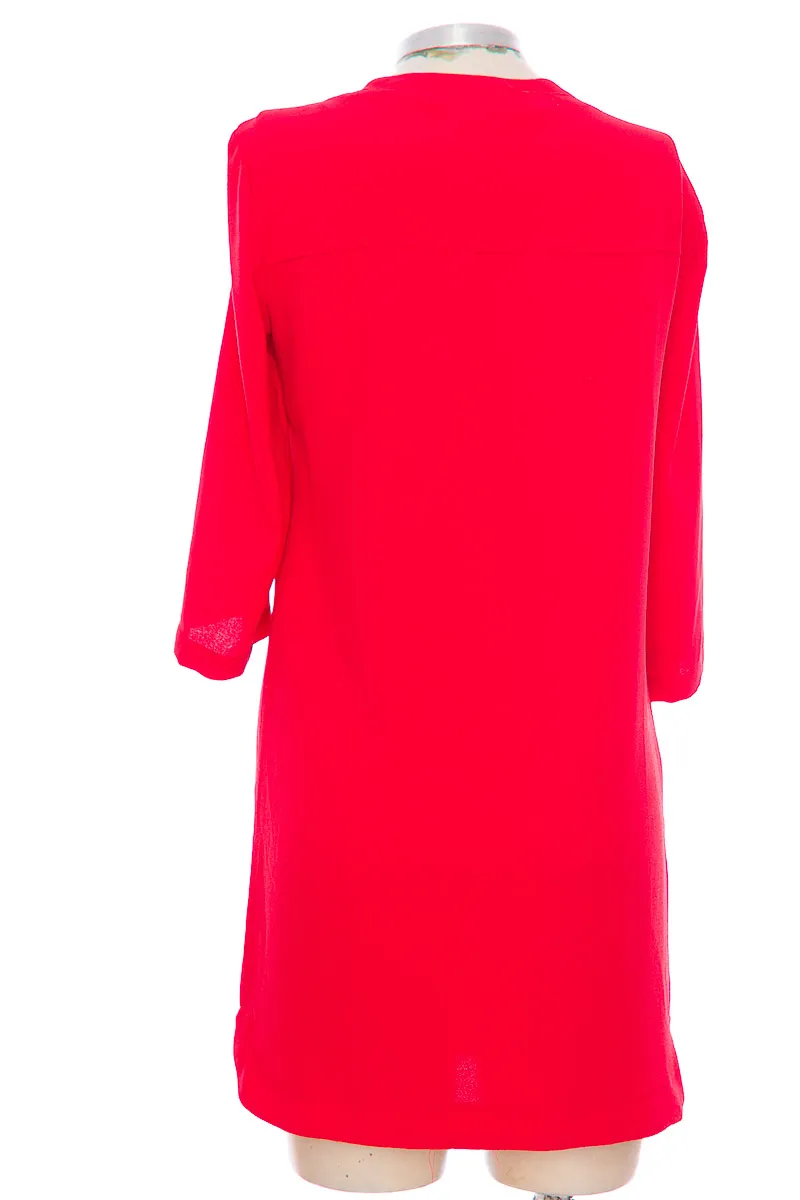 VESTIDO / ENTERIZO COLOR ROJO  CLOSEANDO