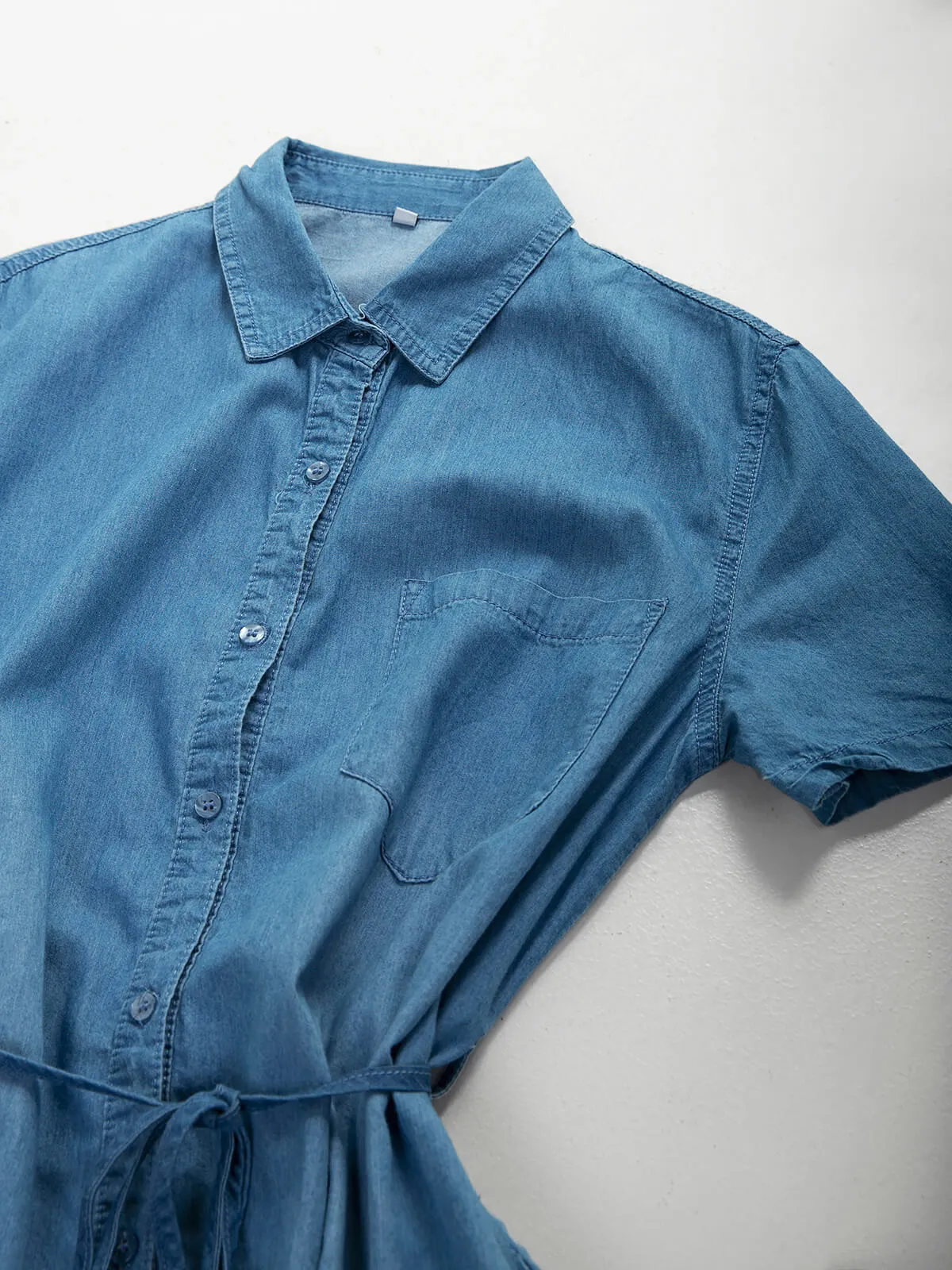 Vestido camisero vaquero con cordón