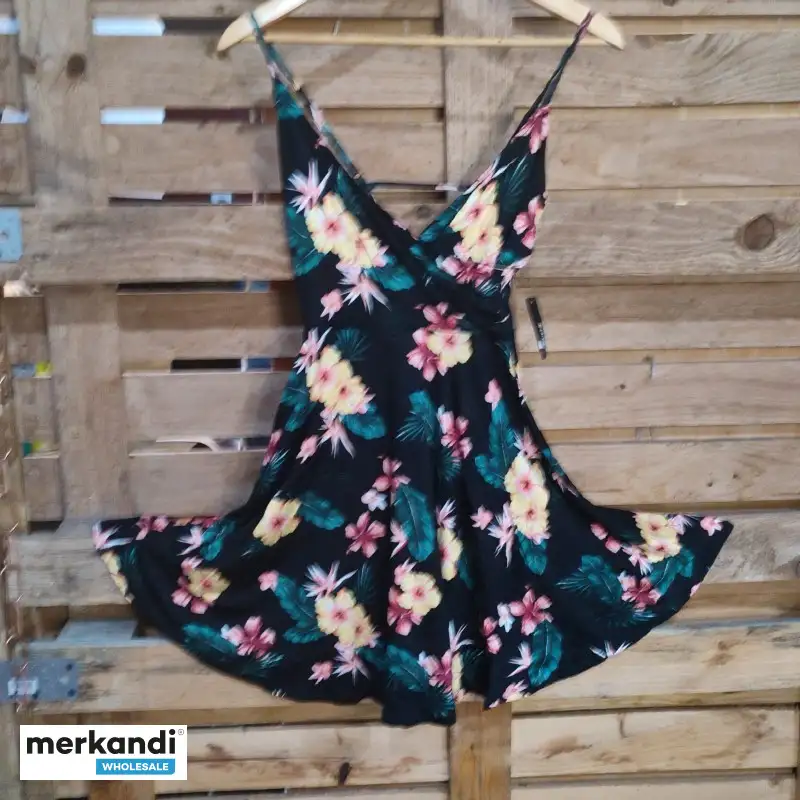 VESTIDOS DE MUJER DE VERANO MEZCLA DE MARCAS Y DISEÑOS