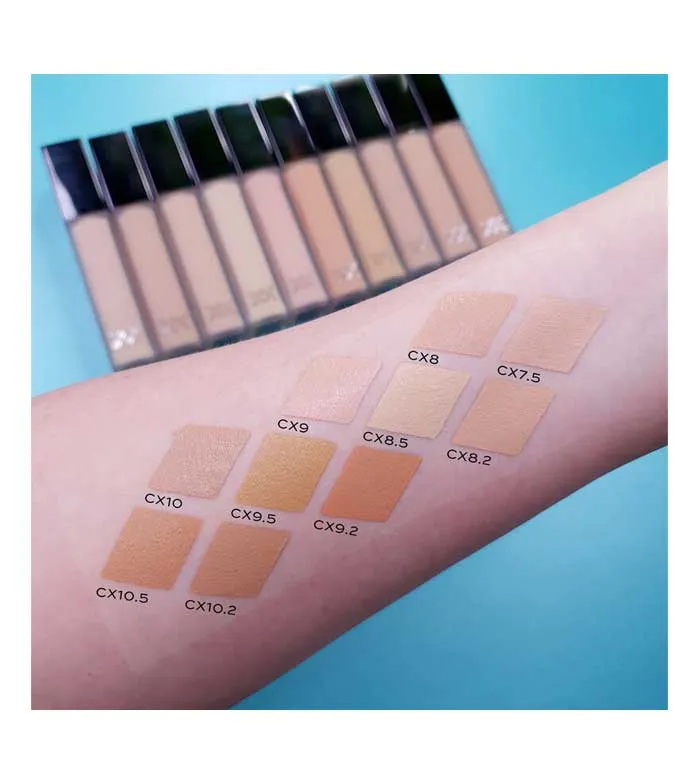 XX REVOLUTION  CORRECTOR LíQUIDO SUPER FIXX CONCEALXX  CX10.5