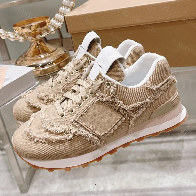 Zapatillas de carreras Diseñador de zapatos para mujeres zapatos de gamuza y zapatillas de malla Mirror de calidad retro