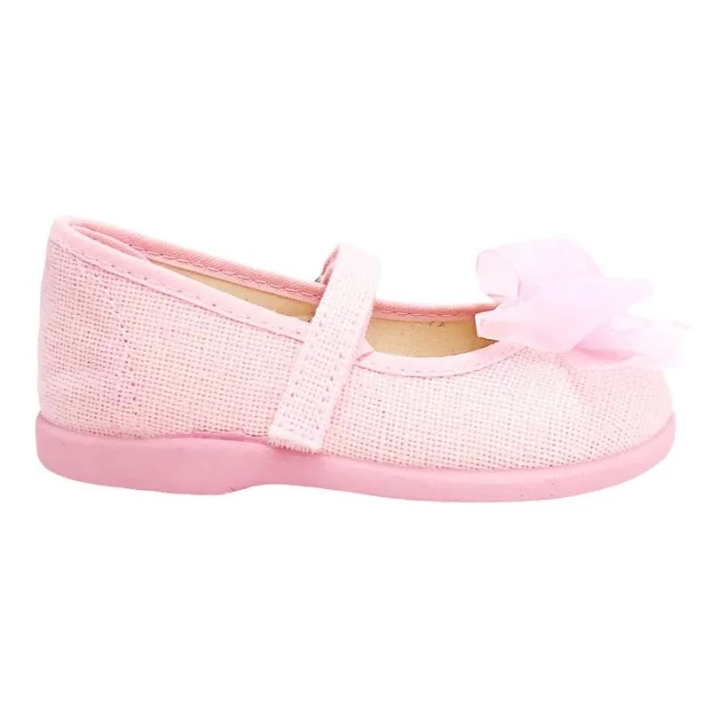 Zapatos de niña en lino