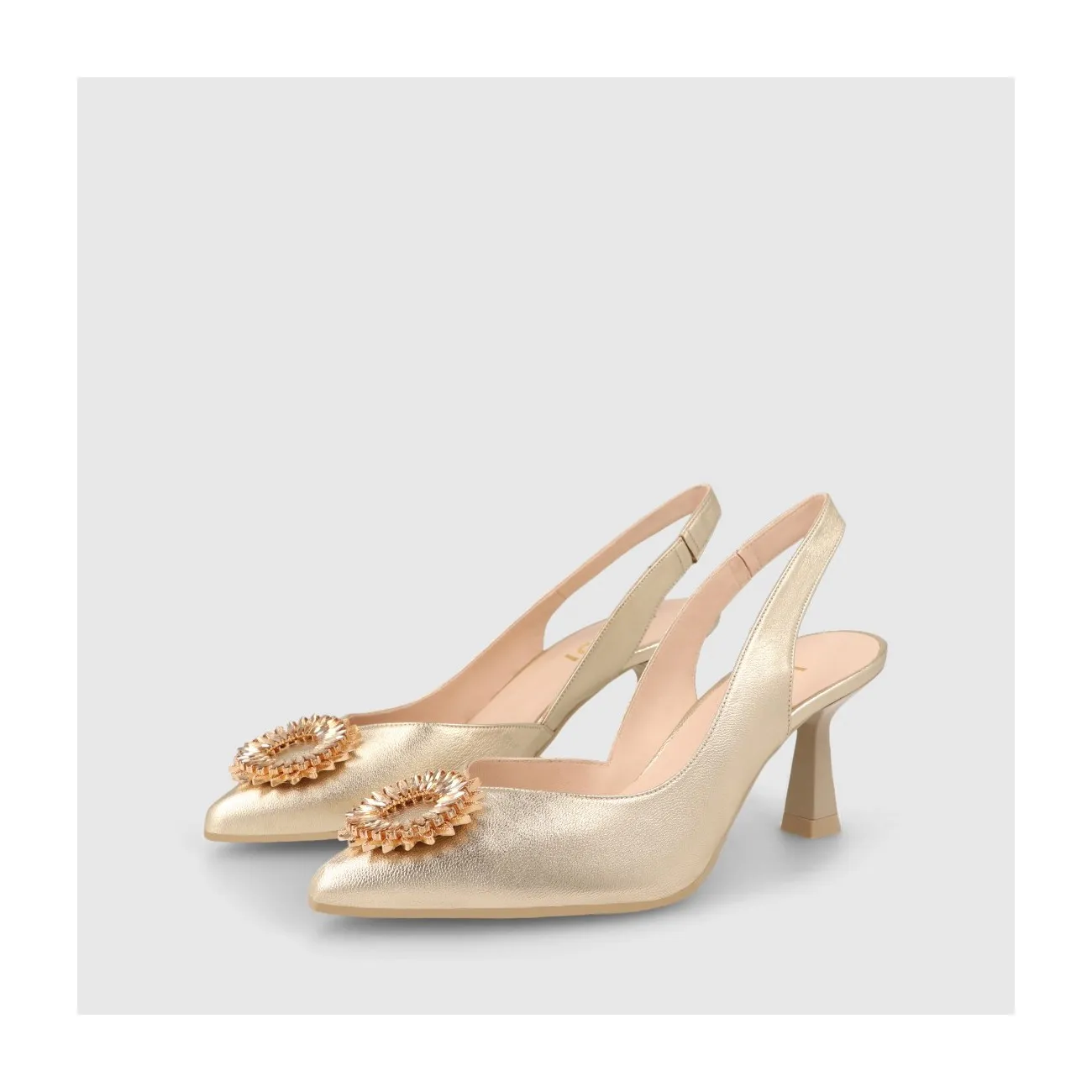 ZAPATOS DE SALÓN DORADOS MARINELA