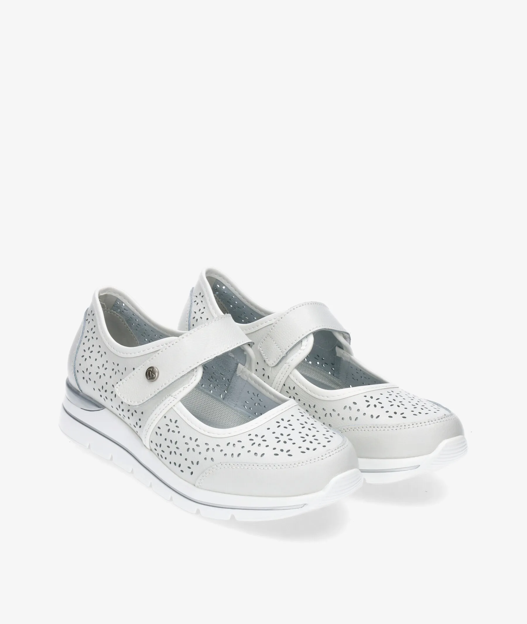 Zapatos de tacón bajo AMARPIES 26380 en blanco