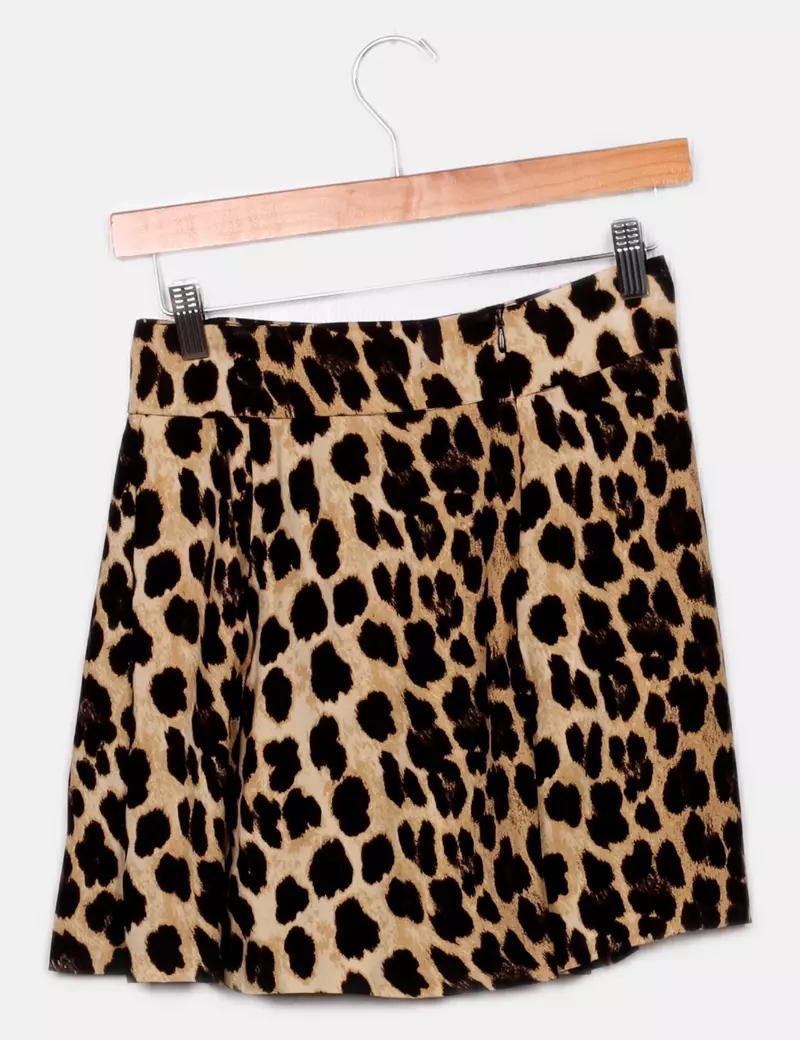 Zara Pantalones de tela Cortos