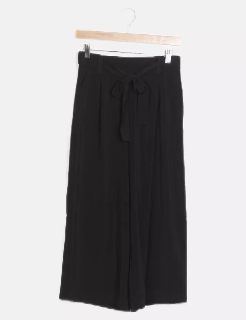 Zara Pantalones de tela Fluido